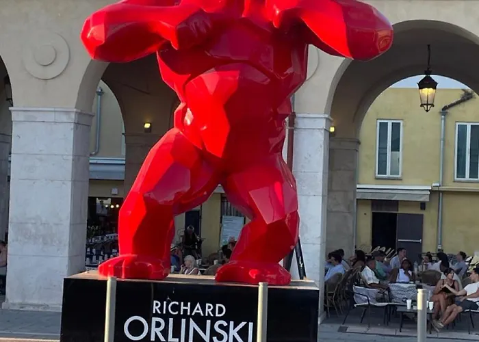 Avenue Des Fleurs Apartmán *