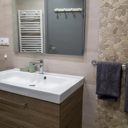 Avenue Des Fleurs Lägenhet *